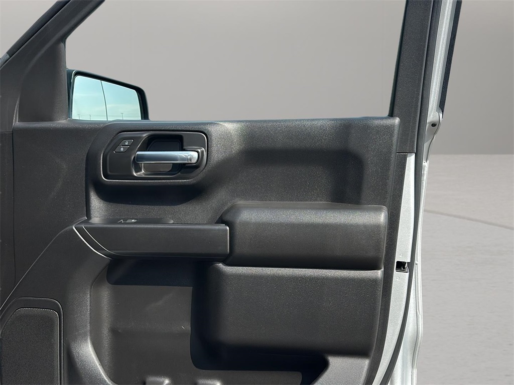 2022 Chevrolet Silverado 1500 Custom photo 27