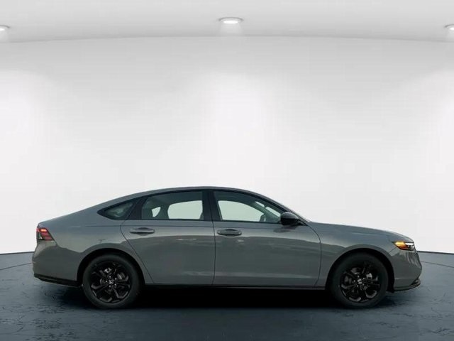 2025 Honda Accord 1.5T SE photo 6