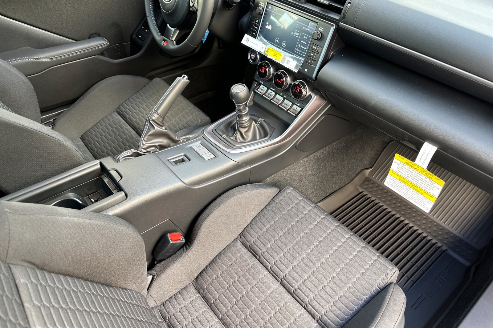 2025 Toyota GR86 Base photo 15