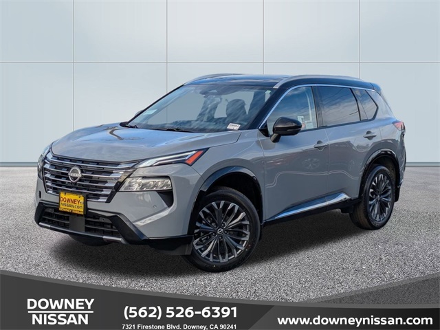 2026 Nissan Rogue Platinum's photo