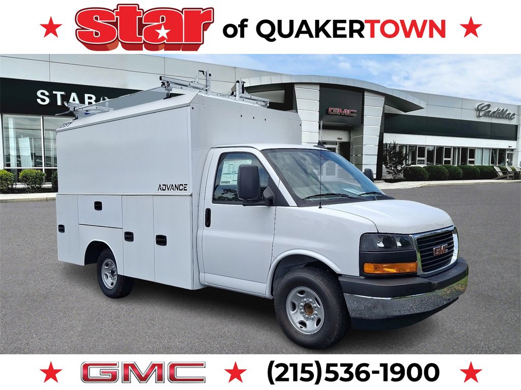 2025 GMC Savana Cutaway Work Van's photo