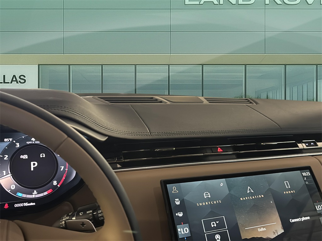 2025 Land Rover Range Rover Sport SE photo 23