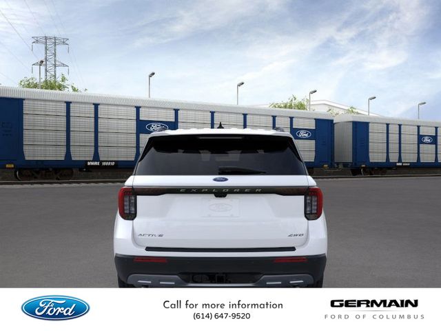 2025 Ford Explorer photo 3