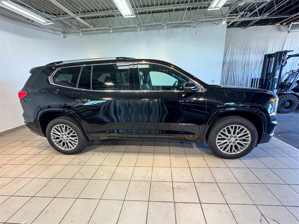 2026 Gmc Acadia Denali photo 3