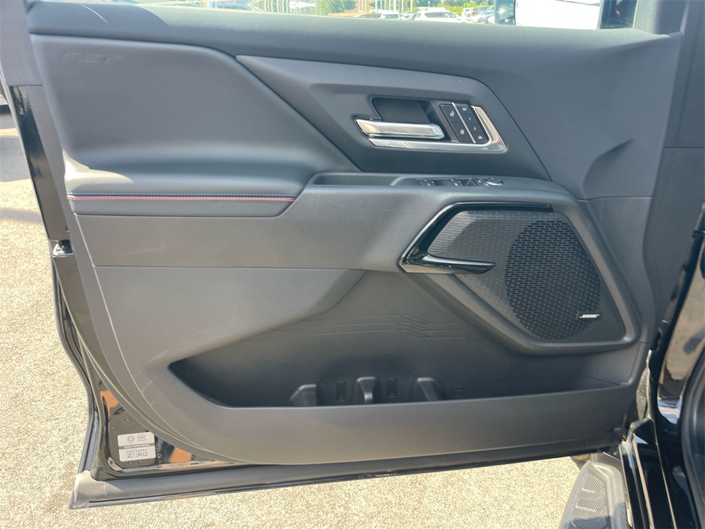 2024 Chevrolet Silverado EV RST photo 25
