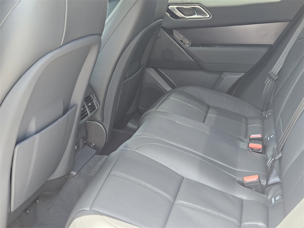 2026 Land Rover Range Rover Velar SE photo 26