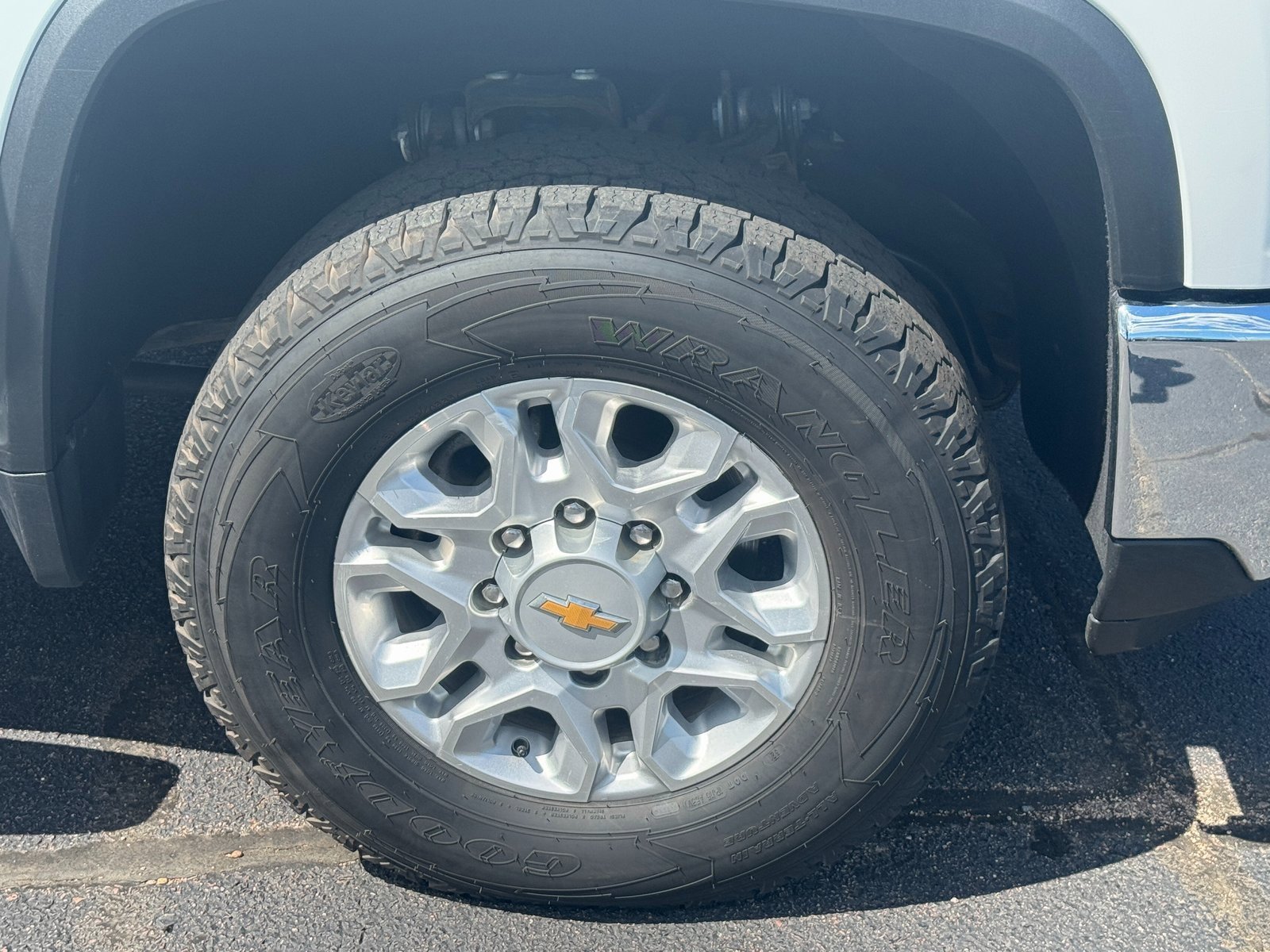 Used 2024 Chevrolet Silverado 2500HD LT with VIN 1GC4YNEY2RF101511 for sale in Luverne, Minnesota