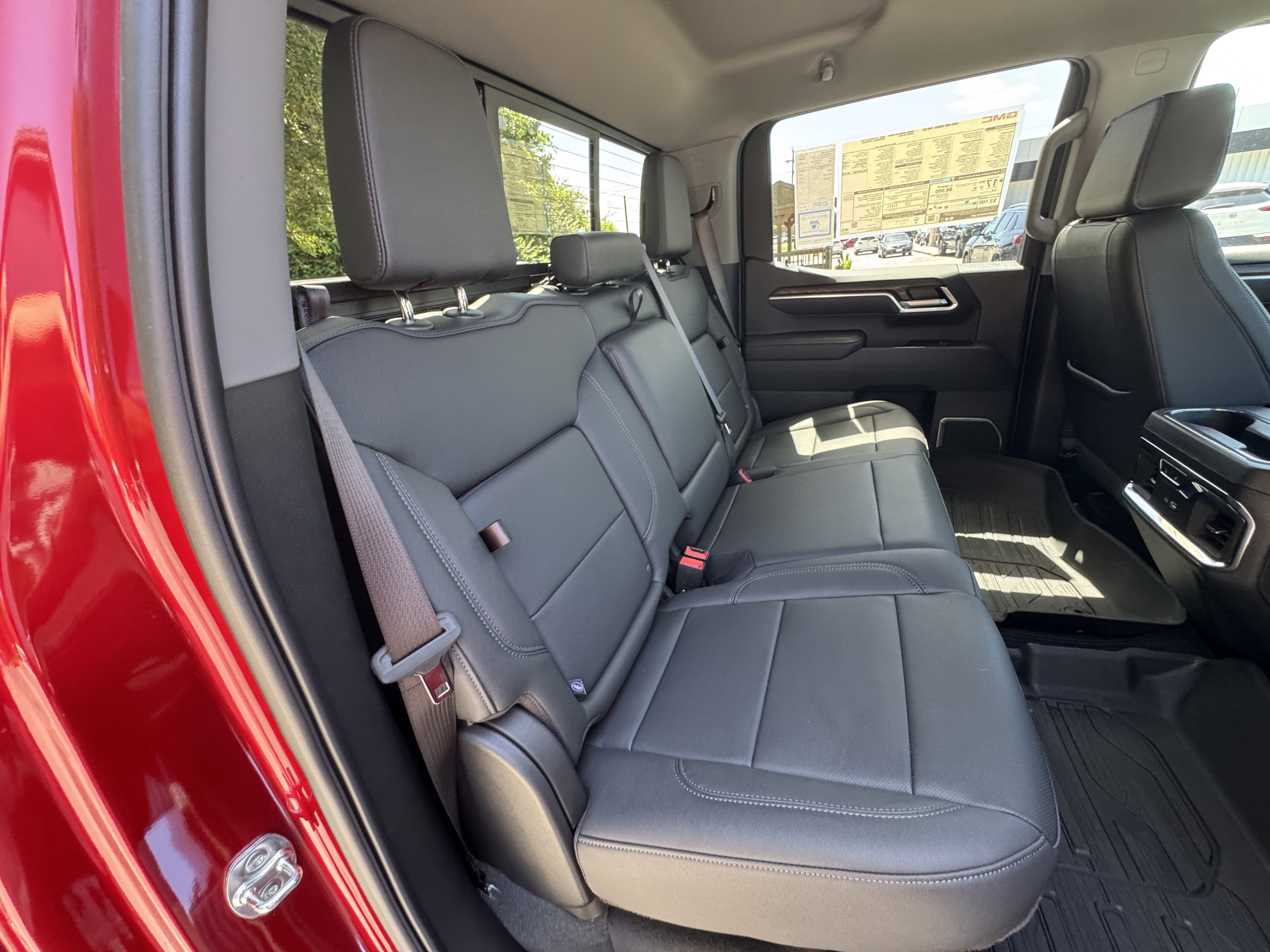 2025 Gmc Sierra 1500 photo 3