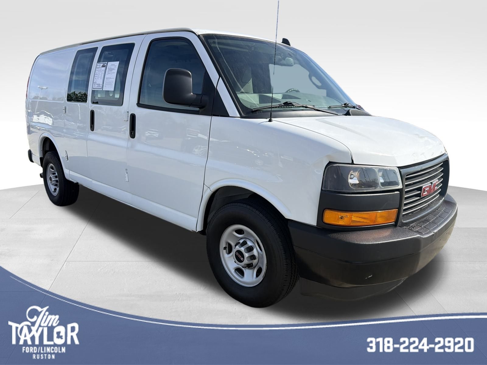 2019 GMC Savana Cargo Work Van's photo