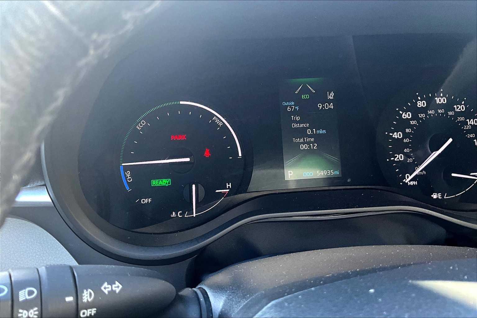 2024 Toyota Sienna XLE photo 25