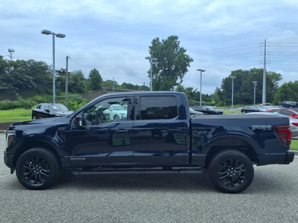 2025 Ford F-150 Lariat photo 5