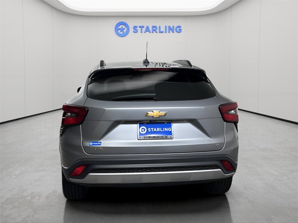 2024 Chevrolet Trax LT photo 6
