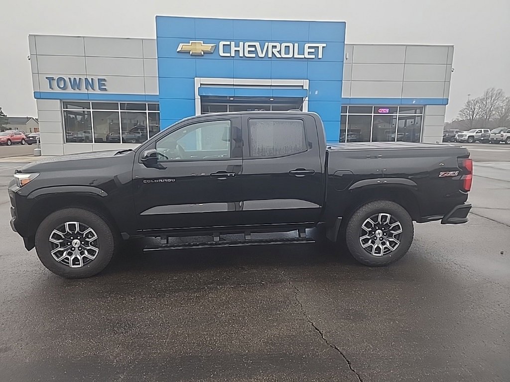 2024 Chevrolet Colorado Z71 photo 4