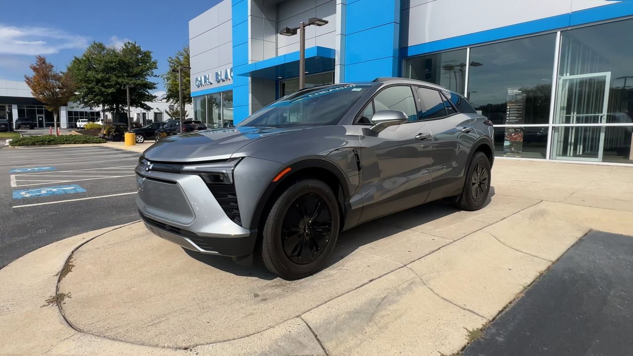 2026 Chevrolet Blazer EV photo 4