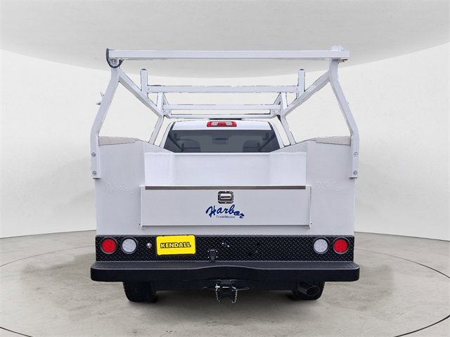 2025 Chevrolet Silverado 2500HD photo 4