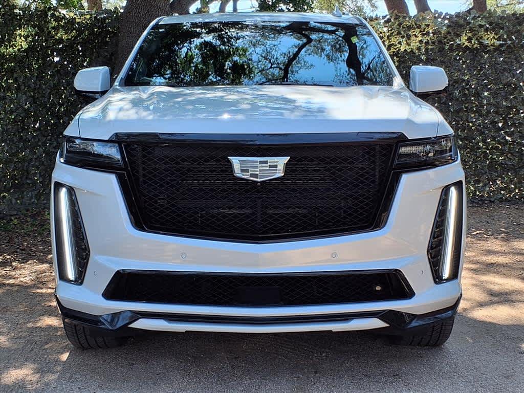 2024 Cadillac Escalade ESV V-Series photo 2