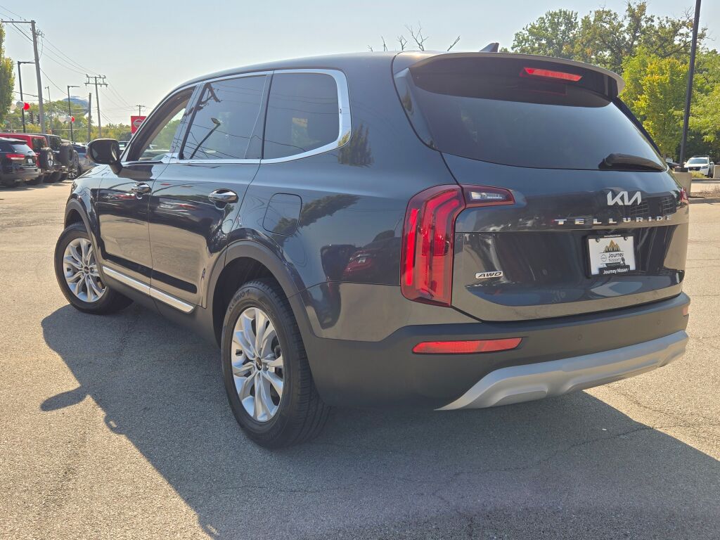 2022 Kia Telluride LX photo 11