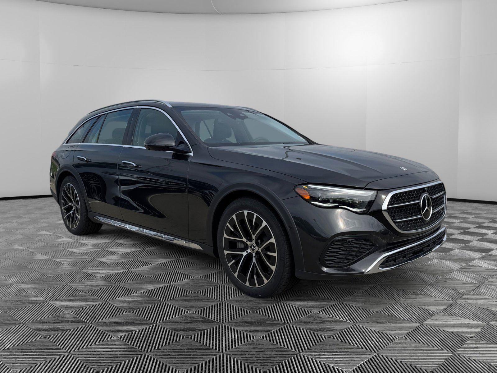 2025 Mercedes-Benz E-Class E450 All-Terrain's photo