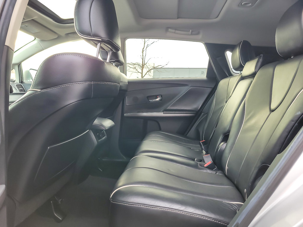 2013 TOYOTA VENZA - Image 8