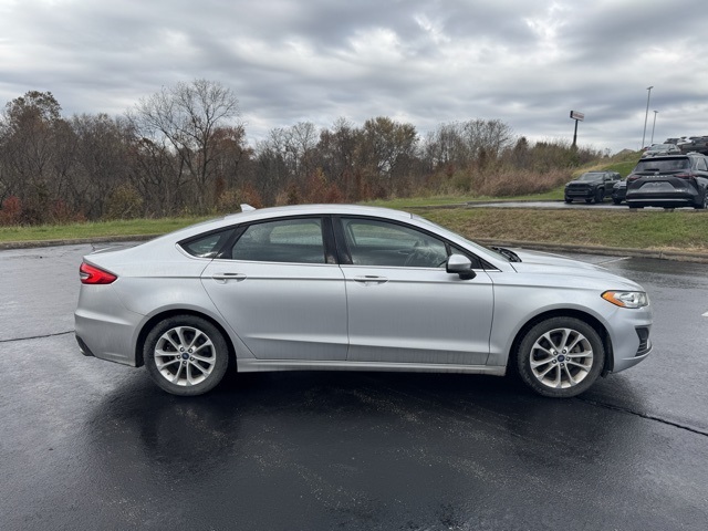 Used 2019 Ford Fusion SE with VIN 3FA6P0HD6KR248887 for sale in Dry Ridge, KY