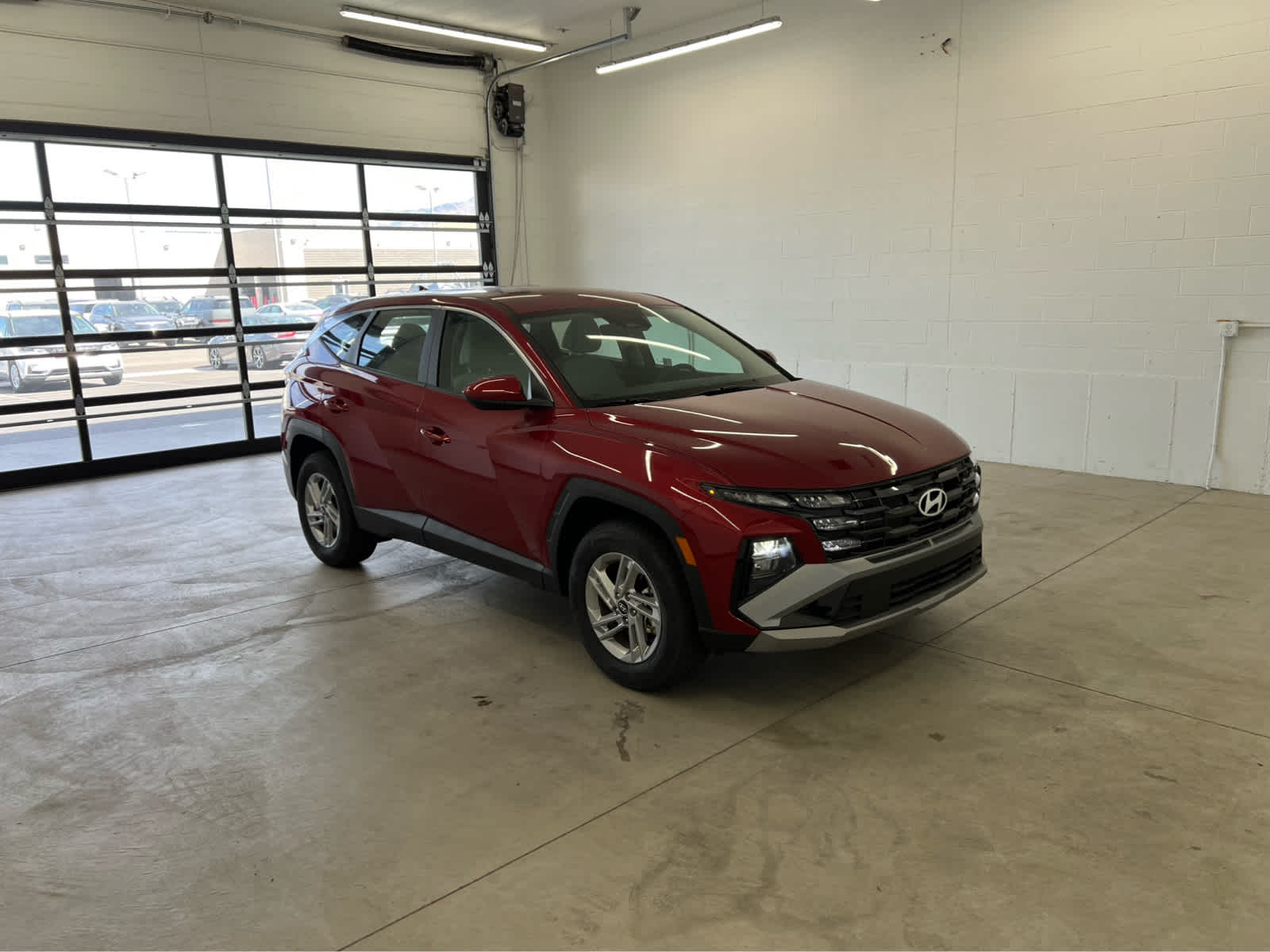 2025 Hyundai Tucson SE photo 3