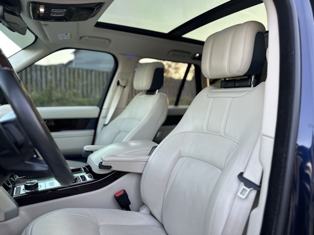 2021 Land Rover Range Rover P525 HSE HSE Westminster Edition photo 14
