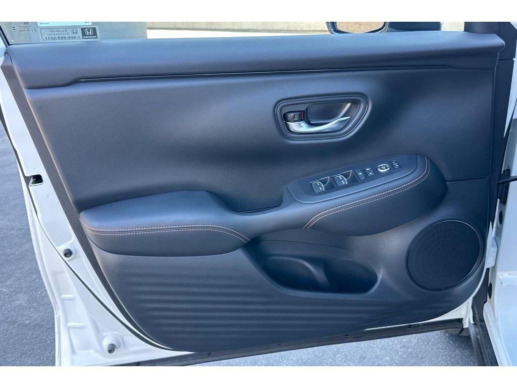 2025 Honda HR-V Sport photo 10