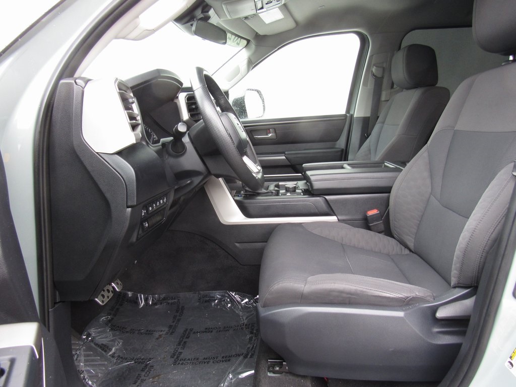 2022 Toyota Tundra SR5 photo 14