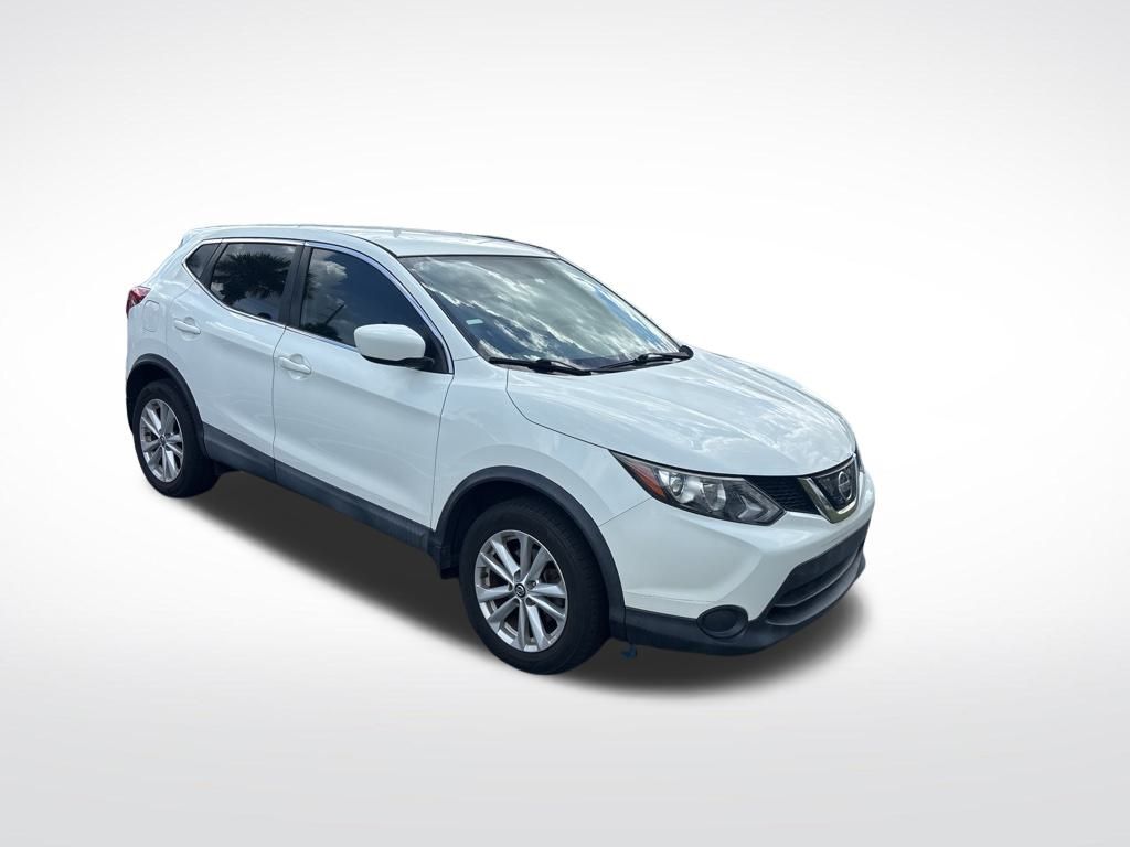 2019 Nissan Rogue Sport S photo 4