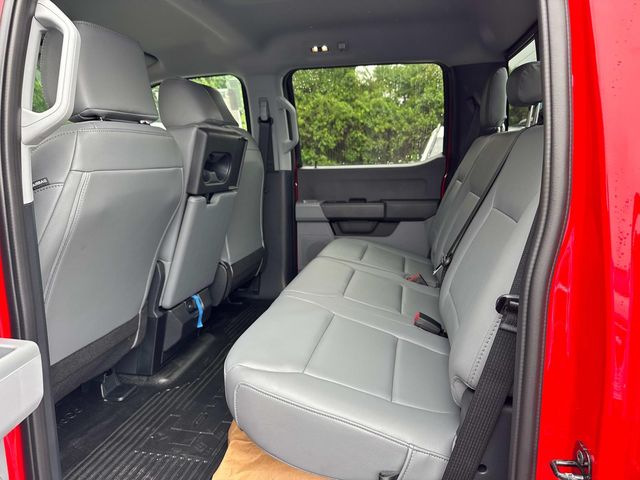 2025 Ford F-350 photo 4