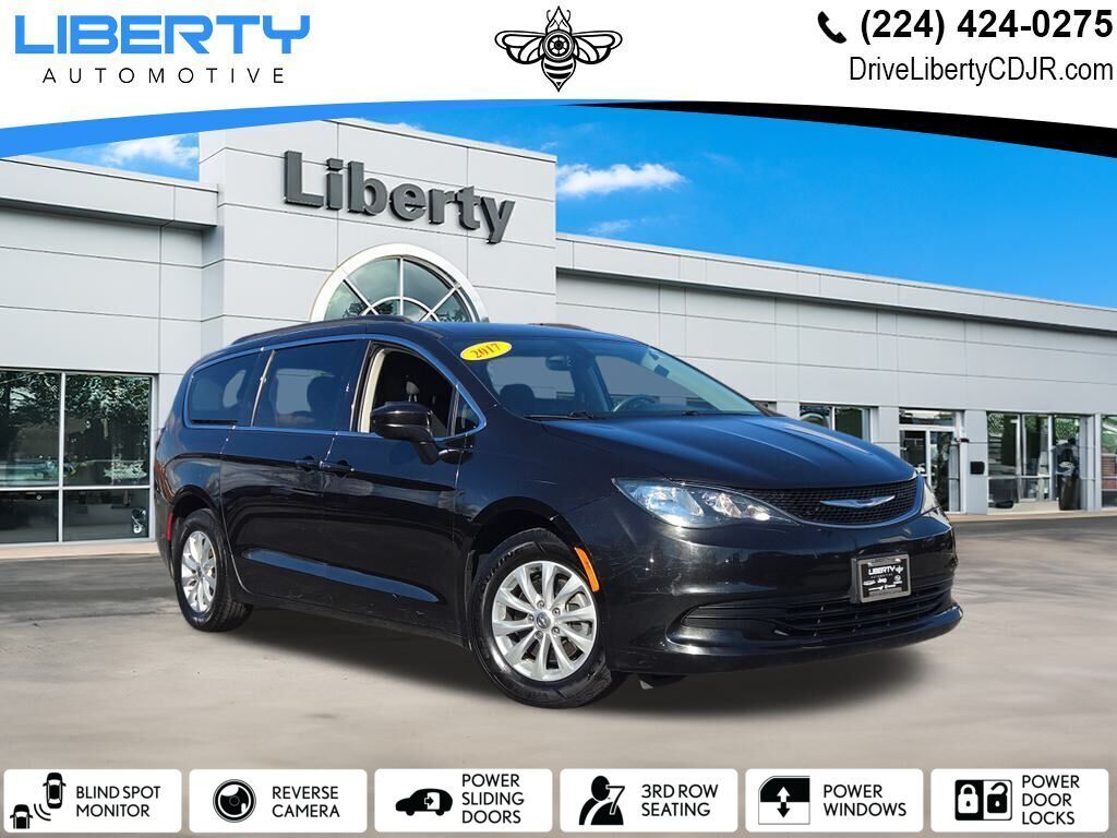 2017 Chrysler Pacifica Touring