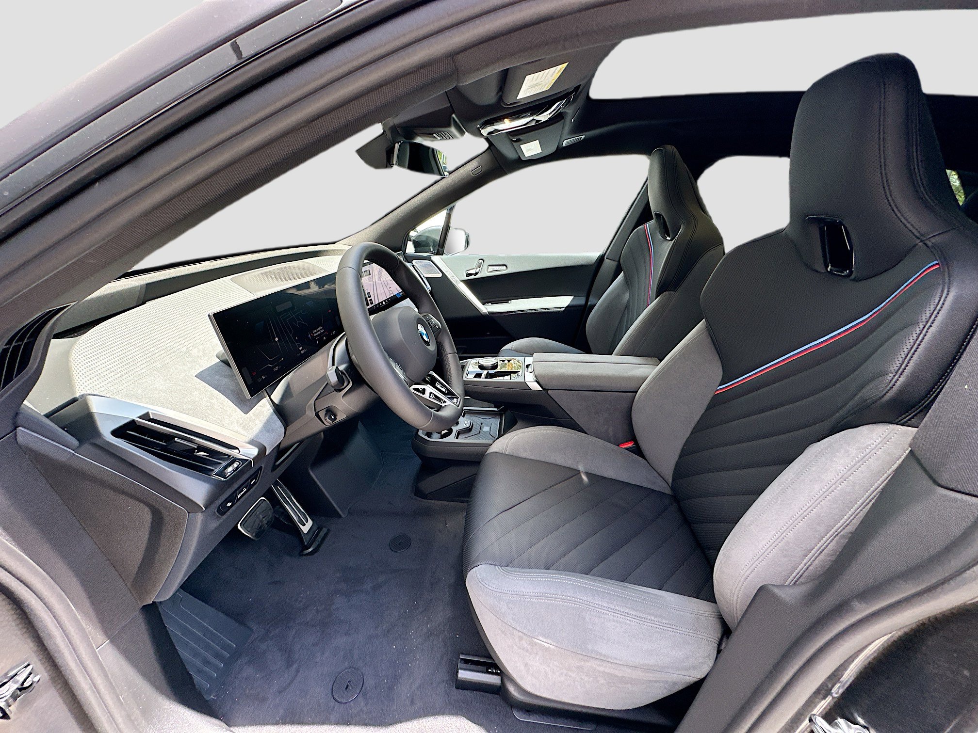 2026 Bmw iX photo 17