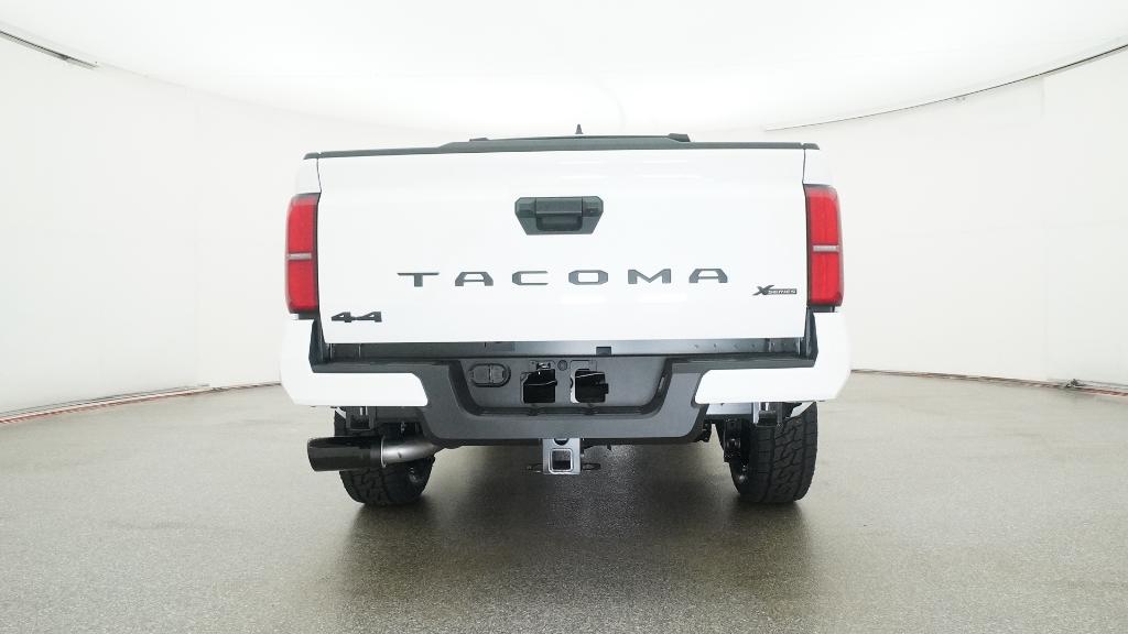 2025 Toyota Tacoma SR5 4x4 Double Cab photo 17