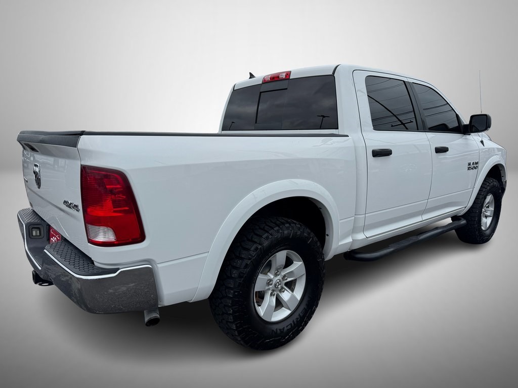 2016 Ram 1500 Outdoorsman photo 3