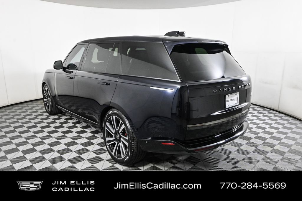 2023 Land Rover Range Rover SV photo 3