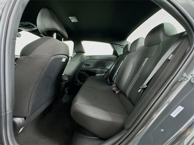 2025 Hyundai Elantra Hybrid SEL Sport photo 32