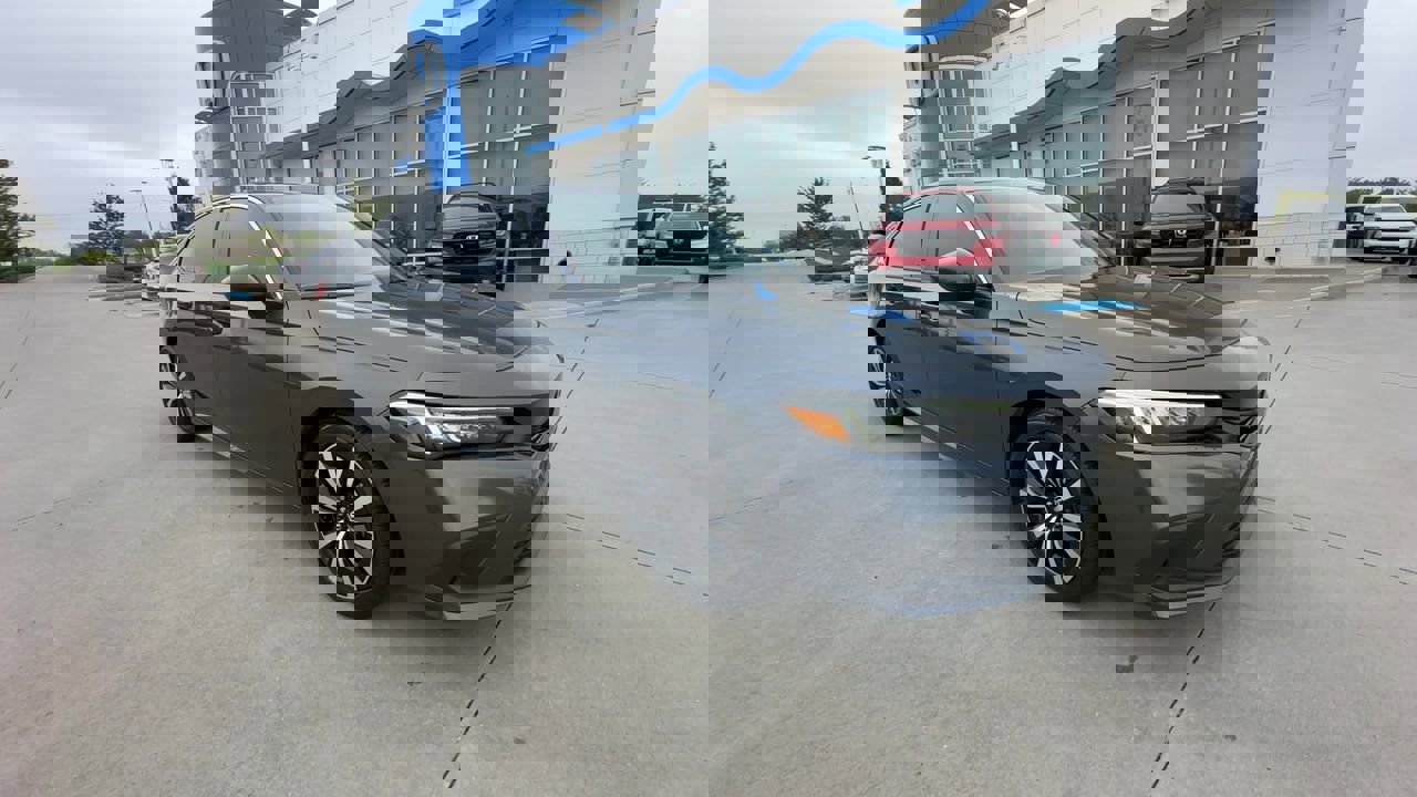 2022 Honda Civic EX photo 2