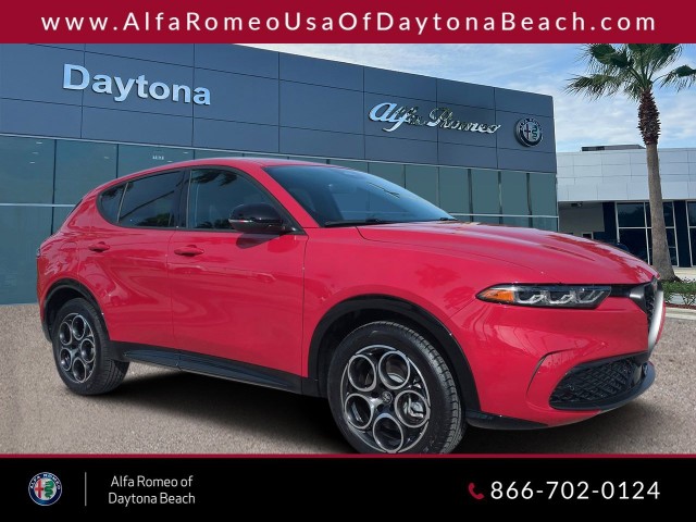 2025 Alfa Romeo Tonale Base's photo