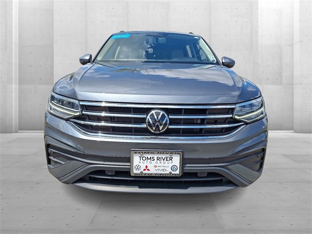 2022 Volkswagen Tiguan S photo 2