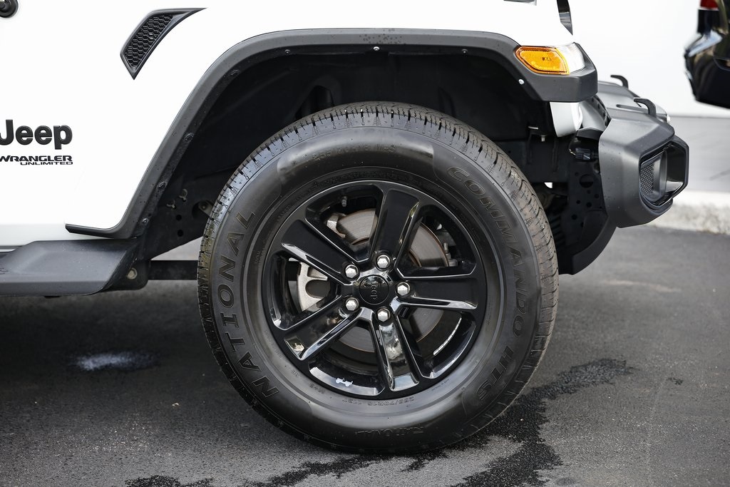 2022 Jeep Wrangler Unlimited Sahara Altitude photo 4