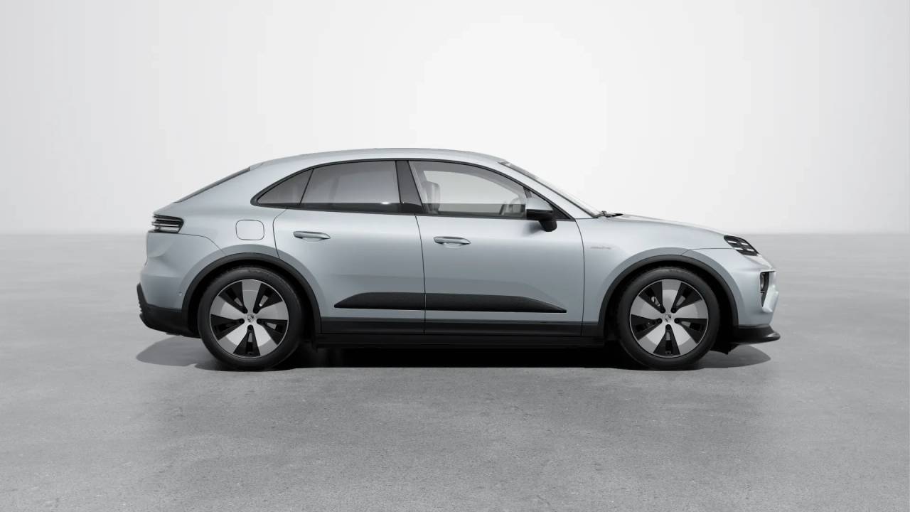 2025 Porsche Macan Electric photo 7
