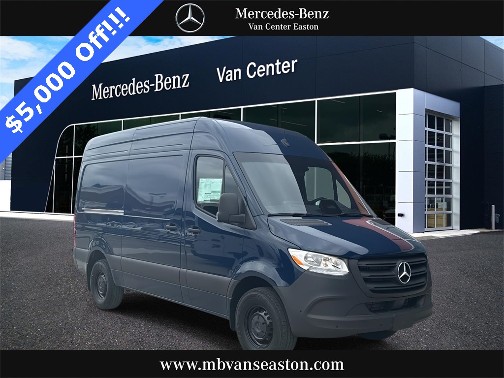 2025 Mercedes-Benz Sprinter Cargo Van Base's photo