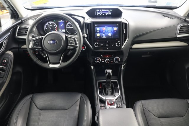 2022 Subaru Forester Limited photo 2