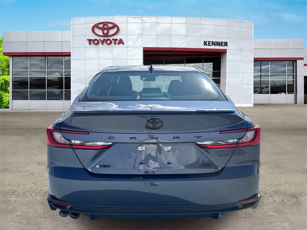 2026 Toyota Camry SE photo 4