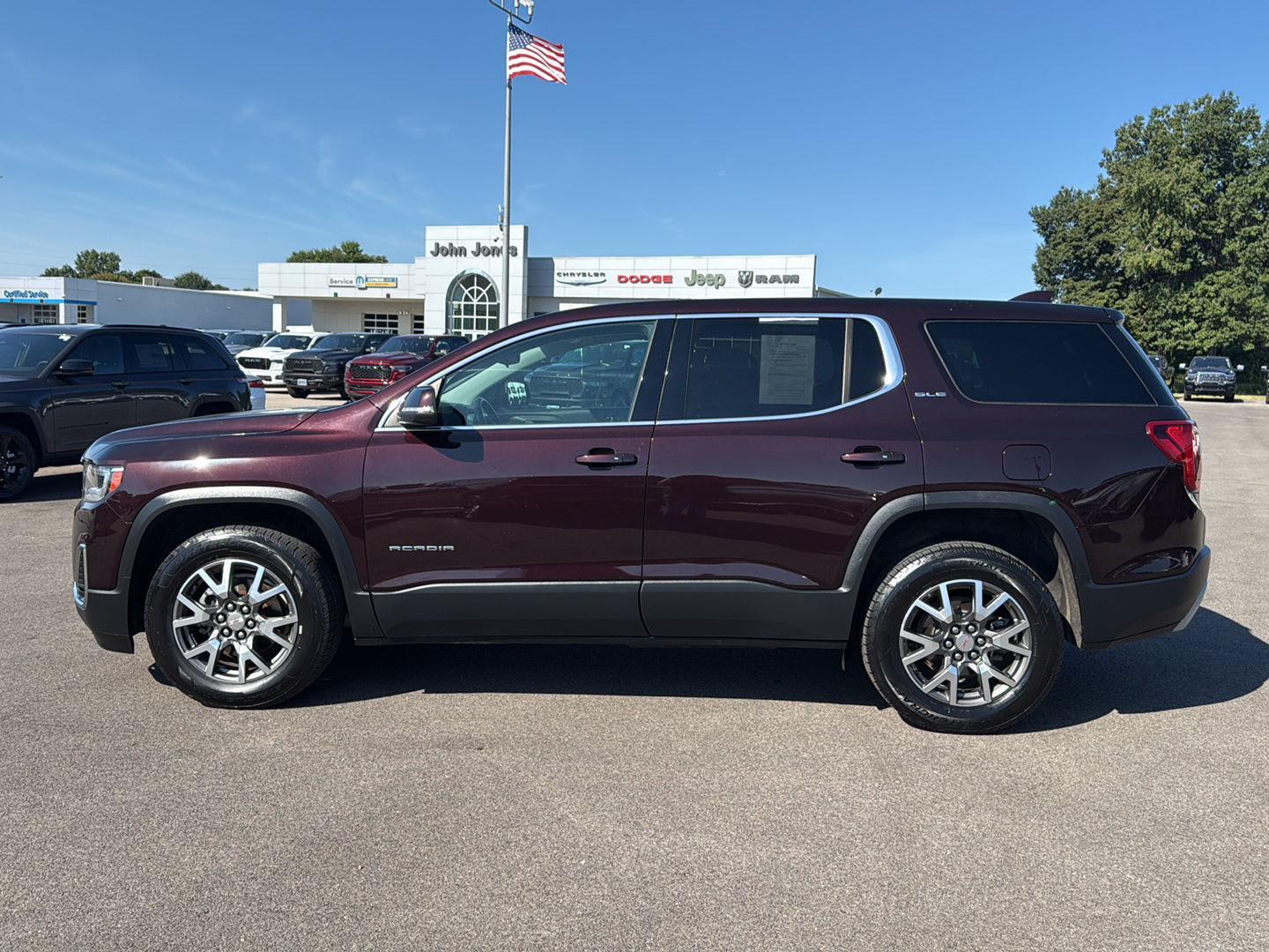 2020 Gmc Acadia SLE photo 3