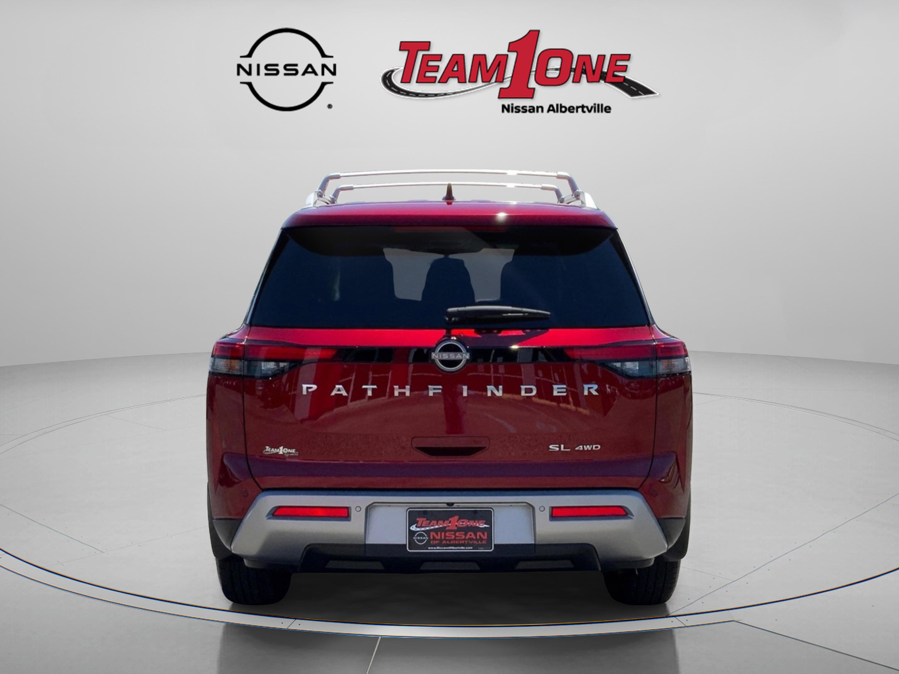 2023 Nissan Pathfinder SL photo 5