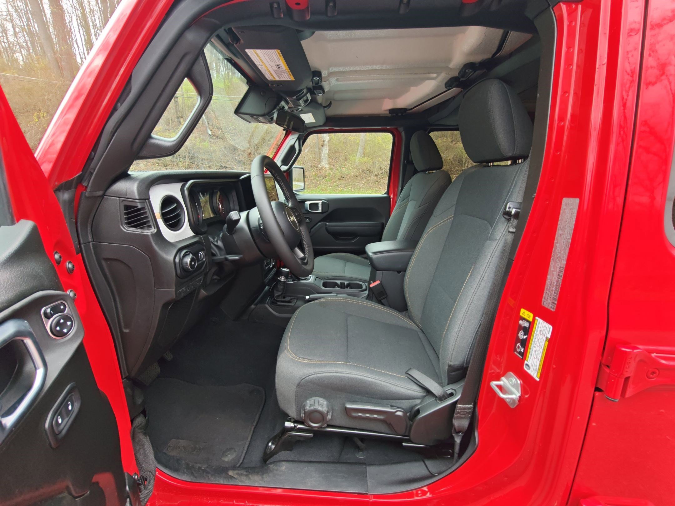 2025 Jeep Wrangler Sport S photo 3