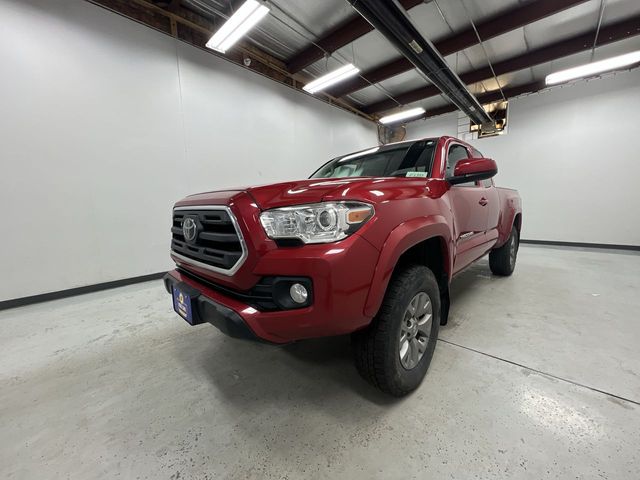 2019 Toyota Tacoma SR5 photo 4