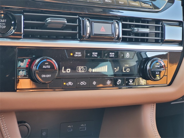 2025 Nissan Pathfinder Platinum photo 22
