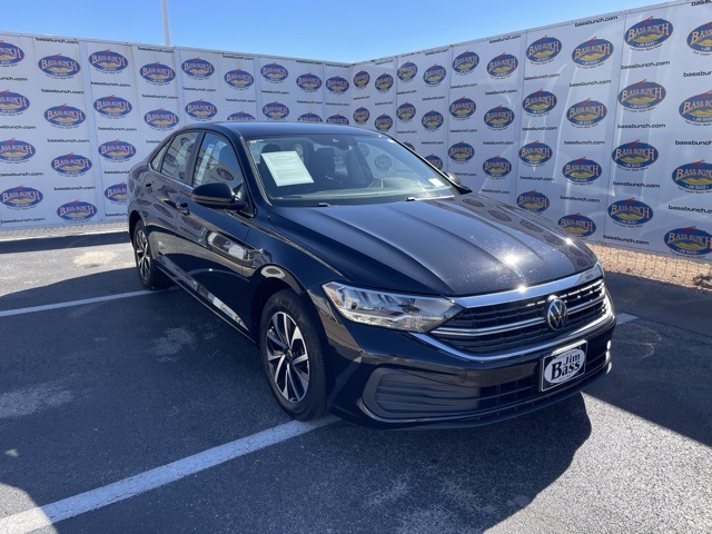 Used 2024 Volkswagen Jetta S with VIN 3VW5M7BU6RM001115 for sale in San Angelo, TX